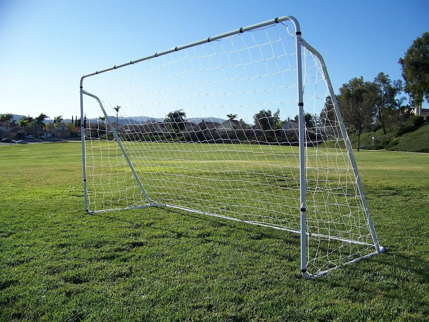 12 x 6 Ft. Powder Coated Galvanized Steel Soccer Goal w/Net. 12x6 Foot AYSO Regulation Size Portable Training Aid. Ultimate Backyard Goal, All Weather, One Year Warranty. New