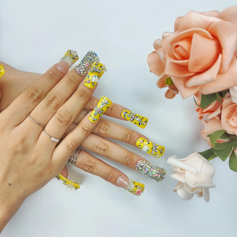 2025 Duck Nails Handmade PMMA Acrylic Medium Square Fake Nails with Rhinestones Love Star Design Reusable Full Coverage Duck Ladies Fake Nail (Yellow, M)