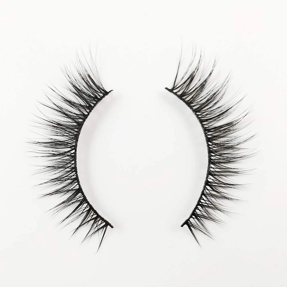 3D Faux Mink False Eyelashes - Natural Look Lashes, Full Volume, Extra Long Length Eyelash Extensions - Eye-Lifting, Cat Eye Effect Fake Eyelashes - Vegan & Cruelty-Free (Femme, Full)