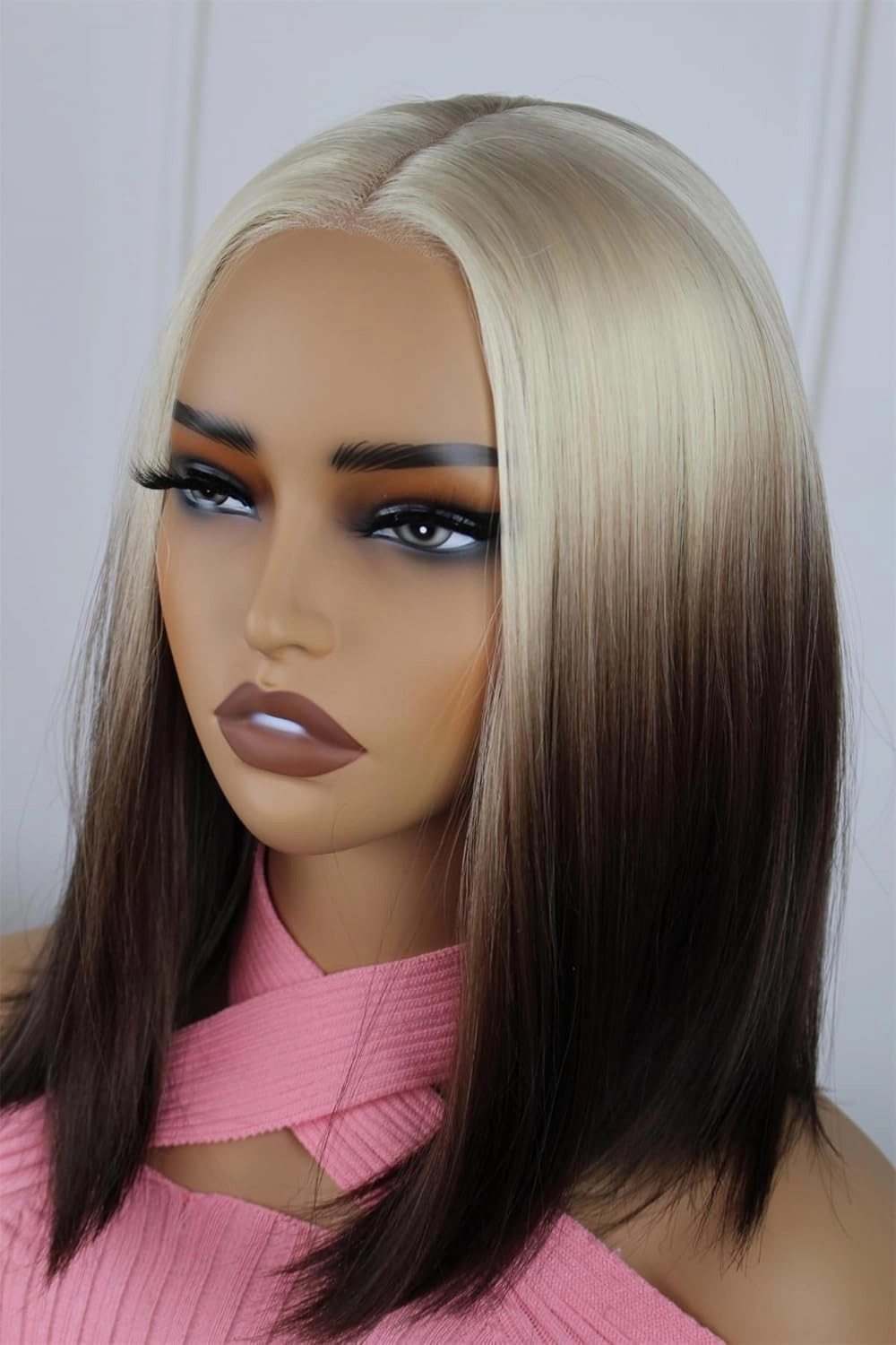 Aisom Wear And Go Glueless Wig Straight Lace Front Wigs for Women Glueless Ombre Blonde 613#Brown Color Bob 6x5 LaceWig Pre Plucked Transparent Lace 14” Synthetic Wig