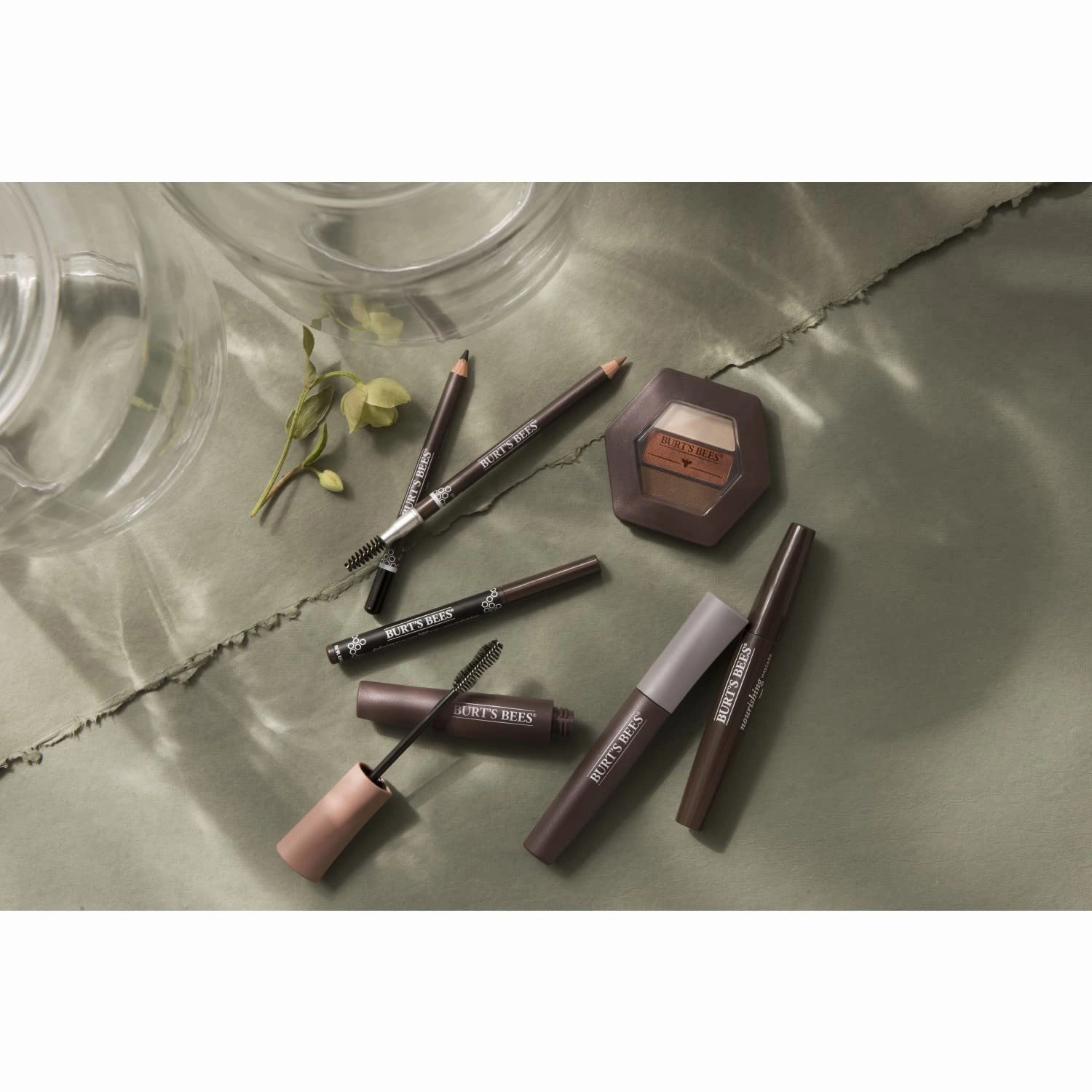 Burt’s Bees 100% Natural Origin Volumizing Mascara, Navy, 0.32 Ounce