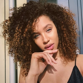Curly Wigs for Women, 14 Inches Soft Curly Afro Wigs With Bangs, Synthetic Ombre Brown Curly Wigs, Curly Full Wig for Women (T2/30 Ombre Brown)