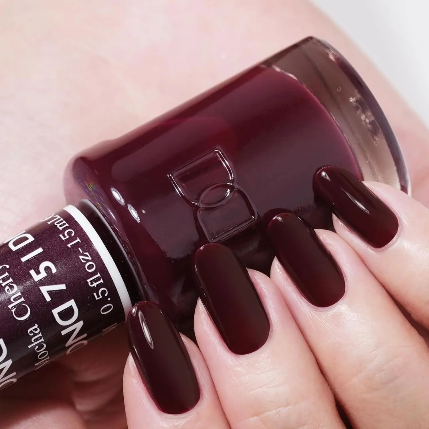 DND Gel Polish Set, Brown Collection, UV/LED GelPolish and Air Dry Nail Lacquer, Matching Chip-Free Polish Duo, 0.5 Fl Oz Each