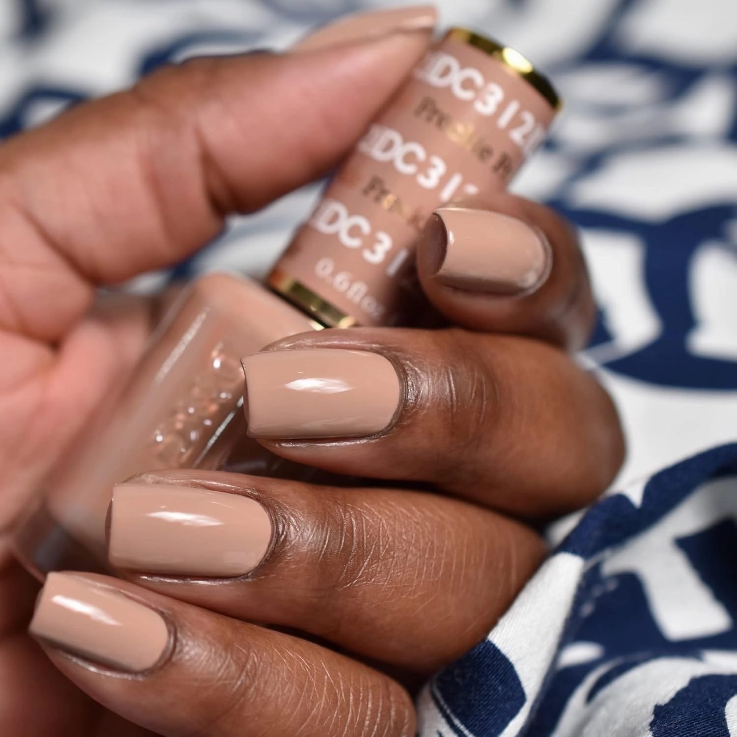DND Gel Polish Set, Brown Collection, UV/LED GelPolish and Air Dry Nail Lacquer, Matching Chip-Free Polish Duo, 0.5 Fl Oz Each