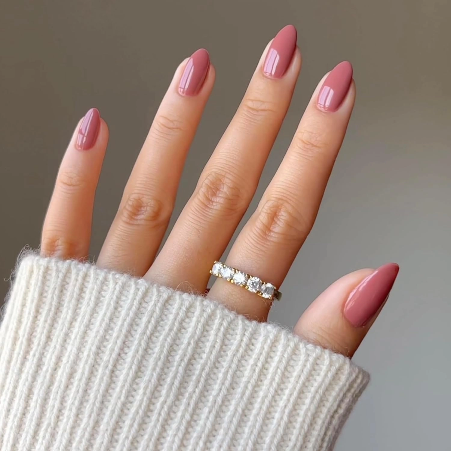 DND Gel Polish Set, Brown Collection, UV/LED GelPolish and Air Dry Nail Lacquer, Matching Chip-Free Polish Duo, 0.5 Fl Oz Each