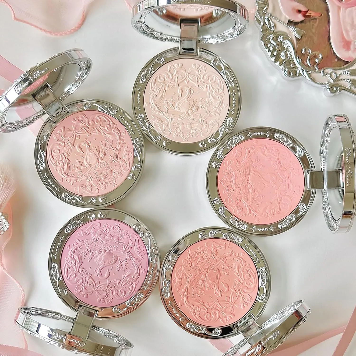 Flower Knows Swan Ballet Embossed Blush,Peachy Matte Finish,Buildable & Blendable Powder Blush for cheeks,Natural Flush for All Skin Tones(05 Dreamy Season,5g)