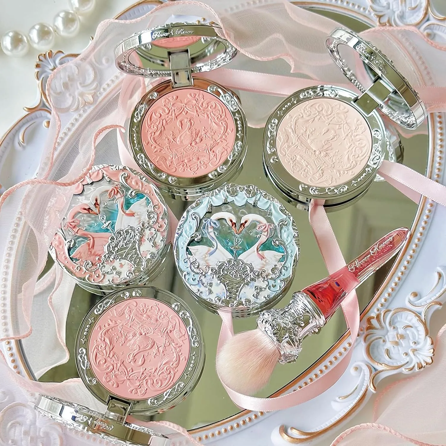 Flower Knows Swan Ballet Embossed Blush,Translucent Matte Finish,Buildable & Blendable Powder Blush for cheeks,Pressed Setting Powder,Natural Flush for All Skin Tones(01 Niveous Swan,5g)