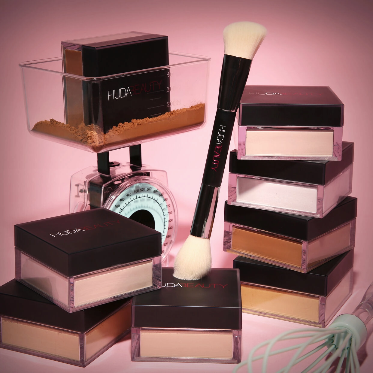 Huda Beauty Easy Bake Loose Baking & Setting Powder - Full size