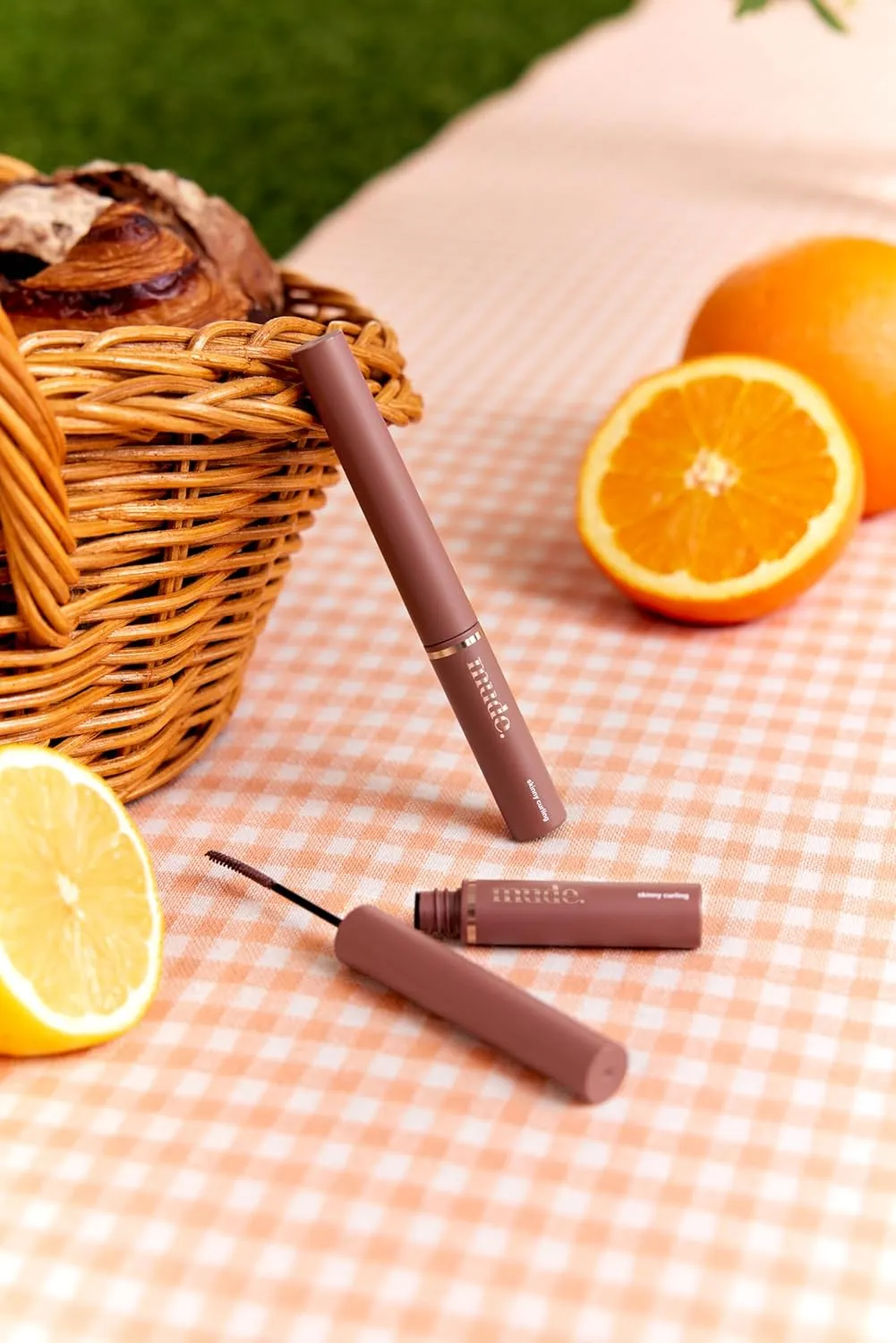 Inspire Skinny Curling & Multi-Fixer Ash Brown Volumizing Curling Mascara for Dramatic Lashes Smudge-Proof Water-Proof Stays on All Day (05 Mute Brown)