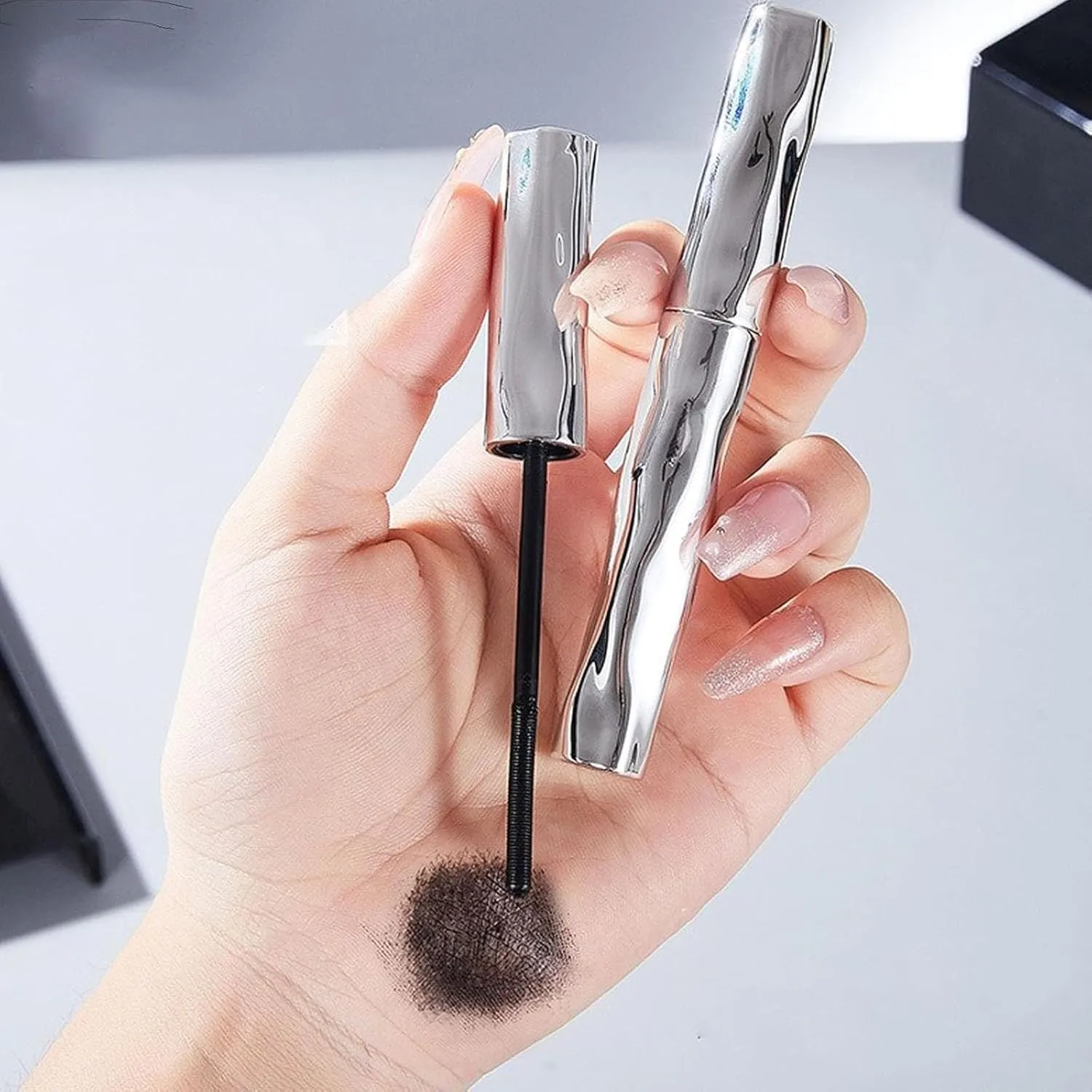 Laidanyou Small Steel Tube Mascara, 2025 New Telescopic Waterproof Carbon Black Mascara for Older Women 60 Plus, Eyelash Primer Before Mascara, Long-Lasting, Volume and Length (3Pcs, 1)