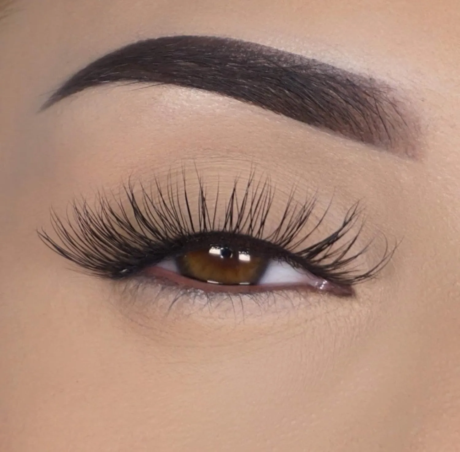 Lilly Lashes Opulence Lite, Wispy Mink Eyelashes, Natural Looking False Eyelashes, 17mm length, Reusable Up to 15 wears