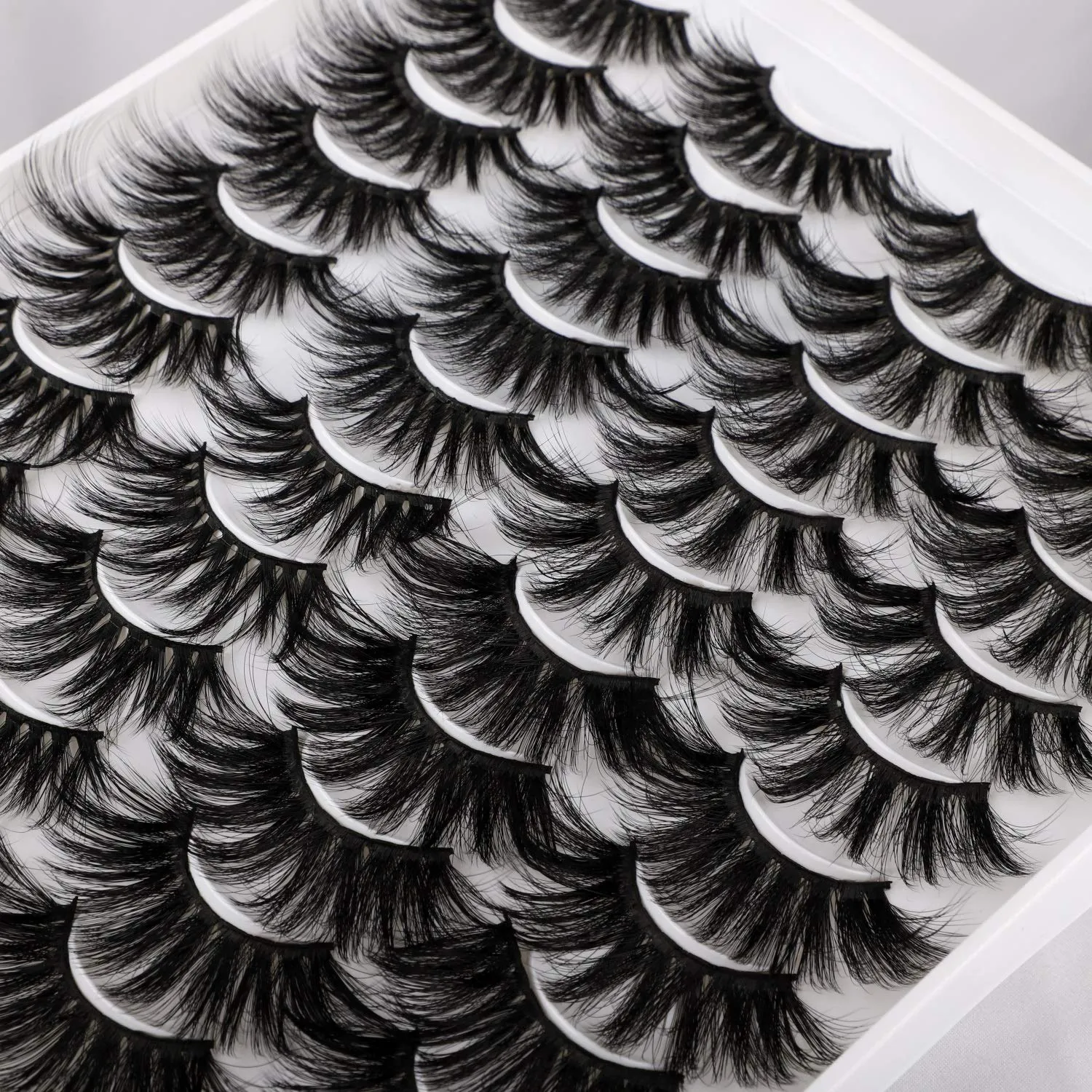 Magnetic Eyelashes with Applicator - Reusable No Glue Cat Eye Lashes, Natural Look False Eyelashes for Easy Application (Black) (E Volume Lashes)