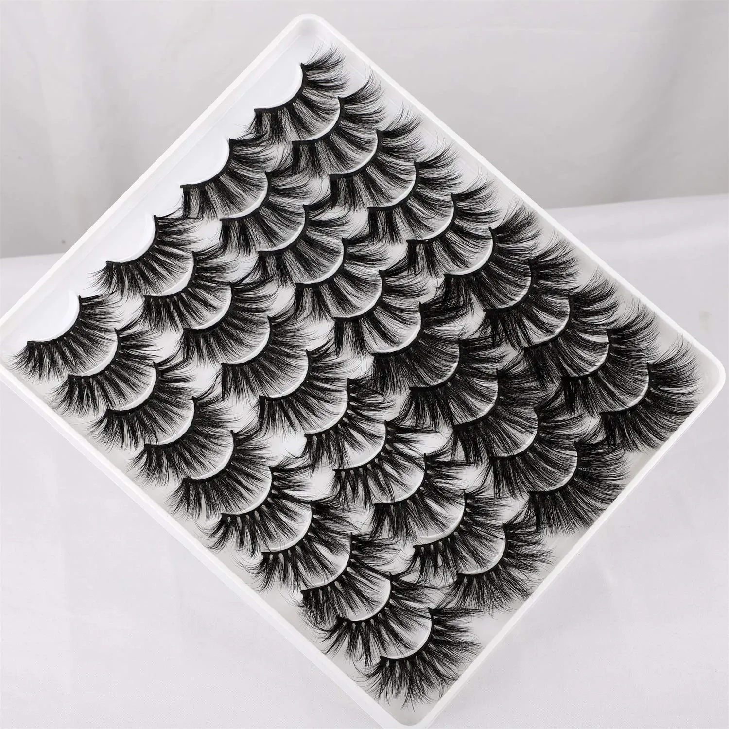 Magnetic Eyelashes with Applicator - Reusable No Glue Cat Eye Lashes, Natural Look False Eyelashes for Easy Application (Black) (E Volume Lashes)