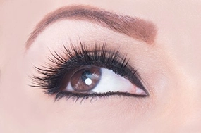 Magnetic Eyelashes Long Silk 3D False lashes triple single magnets Reusable No Glue For Easy Application - No Eyeliner include - Lashes Cover Full Eye look for Volume & Length Soft Ultra thin