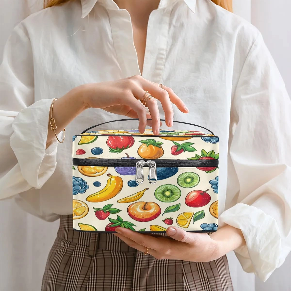 Makeup Bag Large Fruits Strawberry Banana Toiletry Bag for Women Travel Cosmetic Bag Portable Makeup Bag for Bottles Brushes Lipstick Skin Care