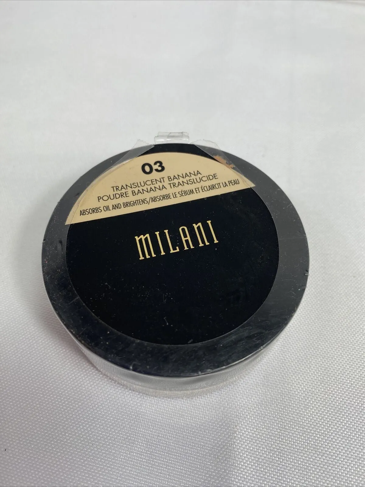 Milani #02 Translucent Banana Make It Last Setting Face Powder