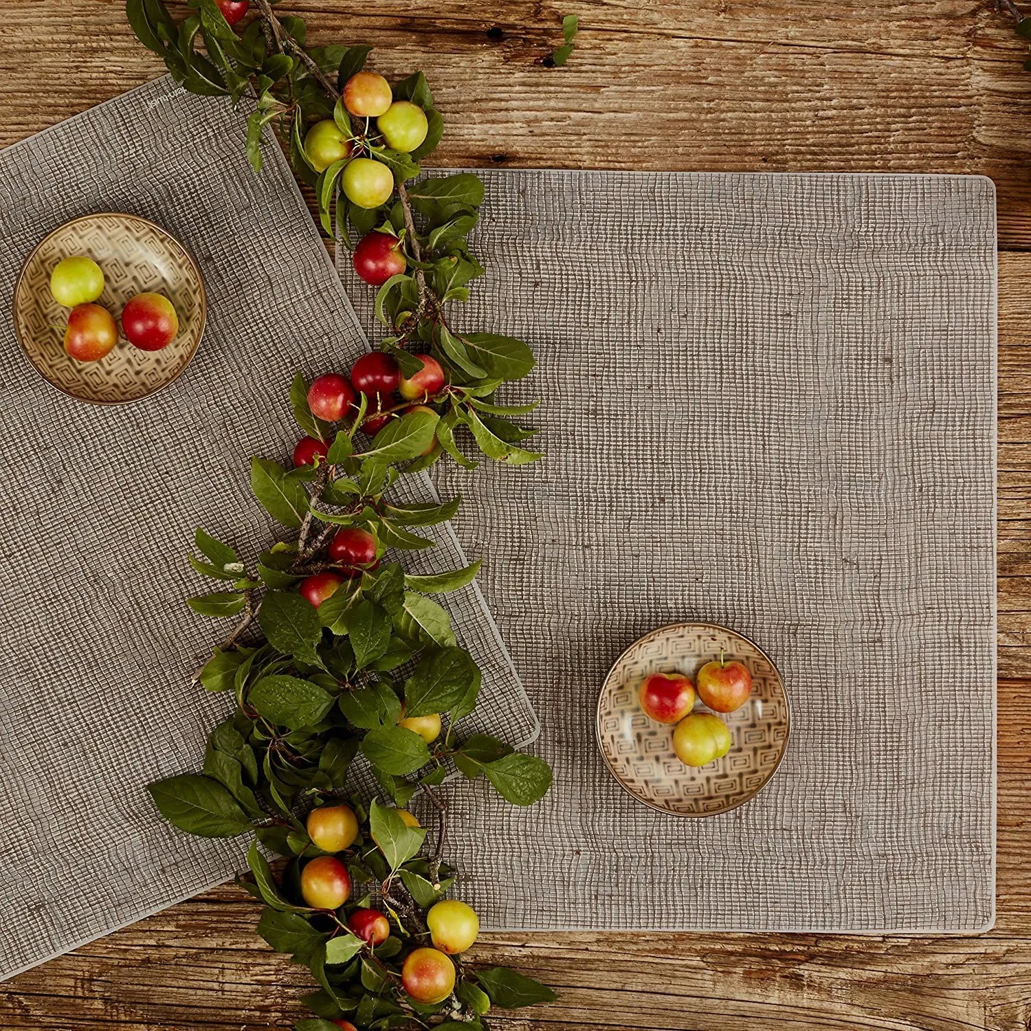 modern-twist 14 x 16 Silicone Placemat, BPA, PVC-Free Table Mat, Dishwasher Safe, Linen Print in Chocolate, Pack of 1