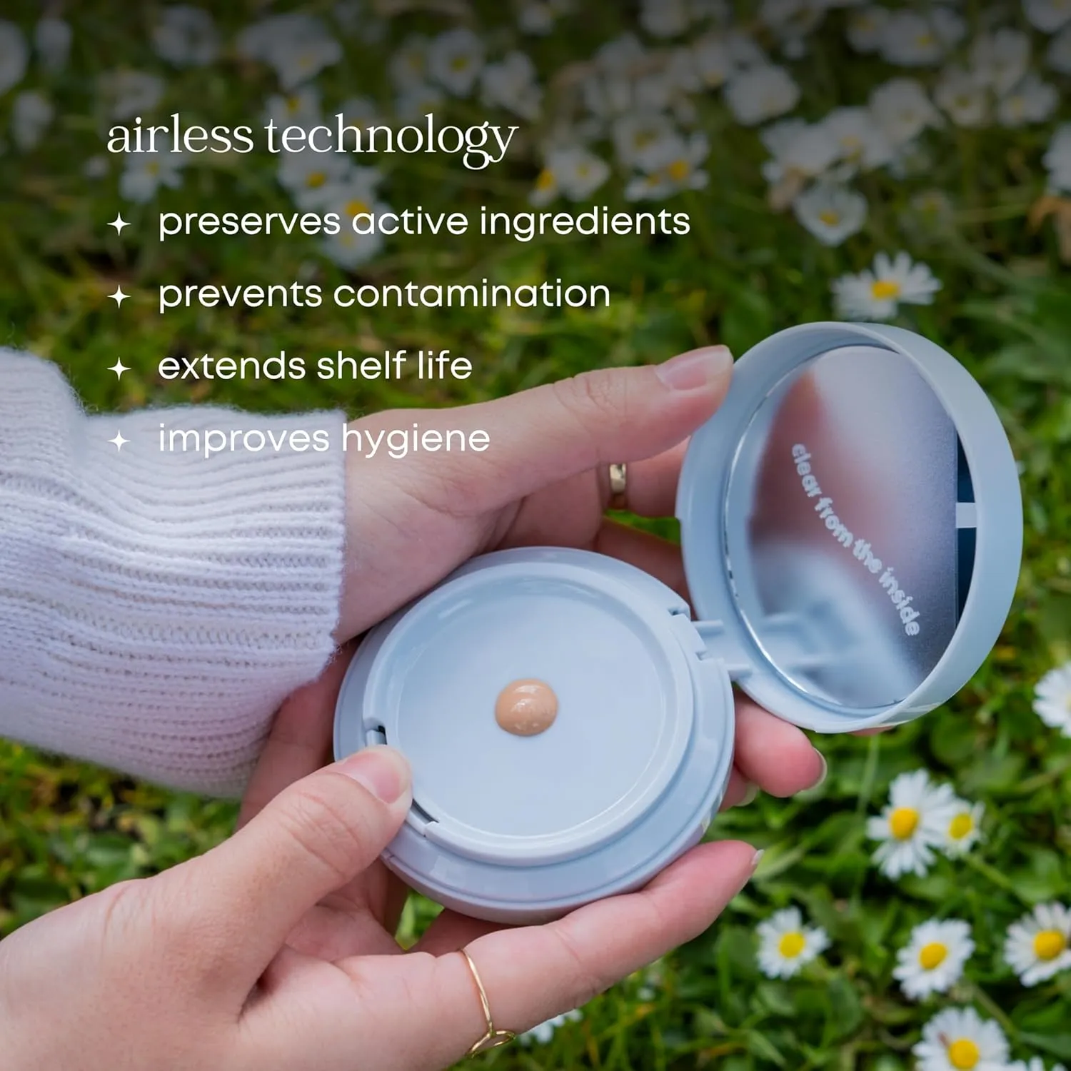 Natural Glow Foundation - Light to Medium Coverage Cushion Foundation with Hyaluronic Acid & Tea Tree Extract - Vegan & Cruelty-Free Cream - K Beauty - 15g/0.52oz - Ivory