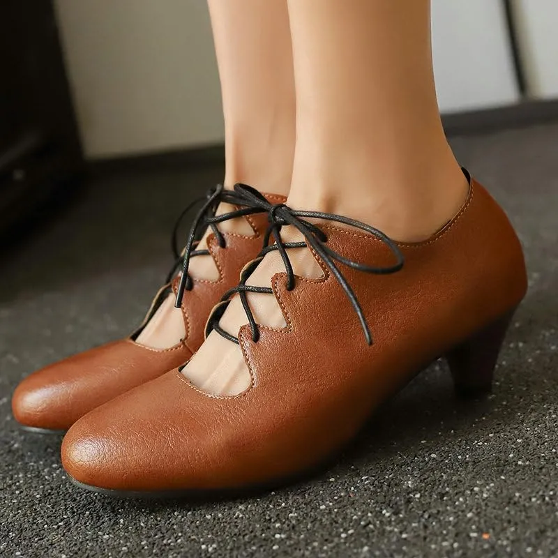 Women's Brogue Oxford Shoes Retro Wingtip Saddle Platform Pumps Lace Up Outdoor Footwear